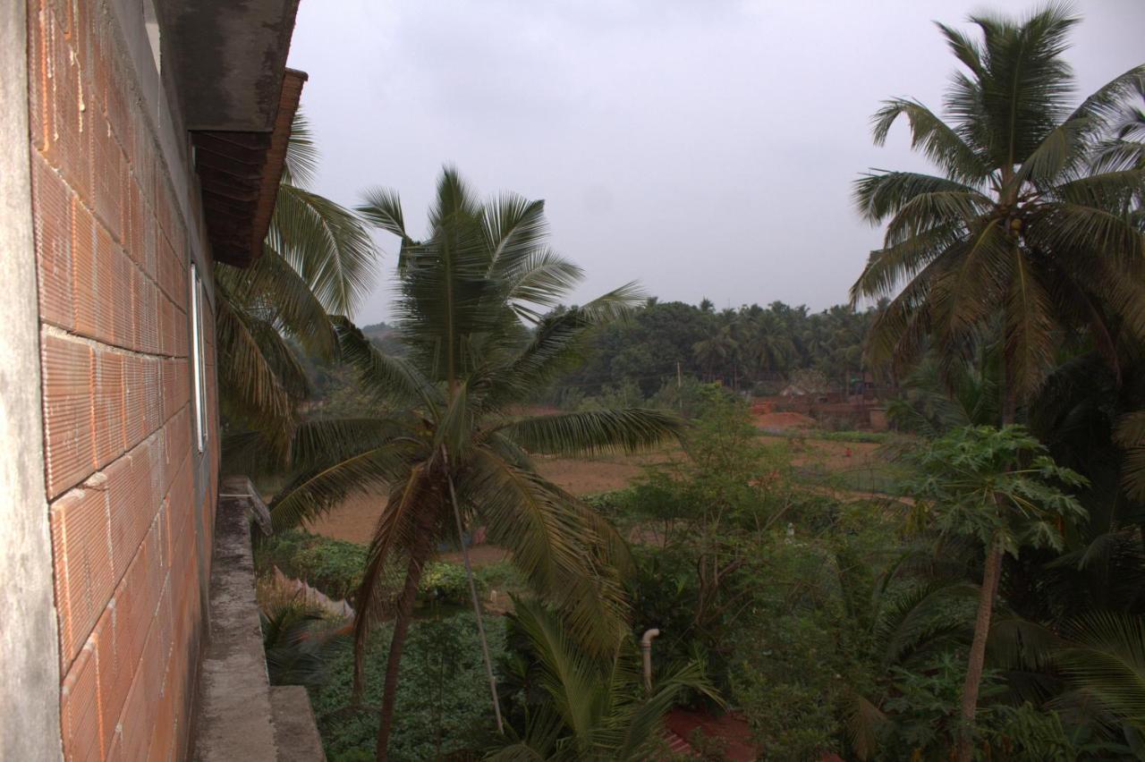 Surya Guest House Gokarna  Extérieur photo